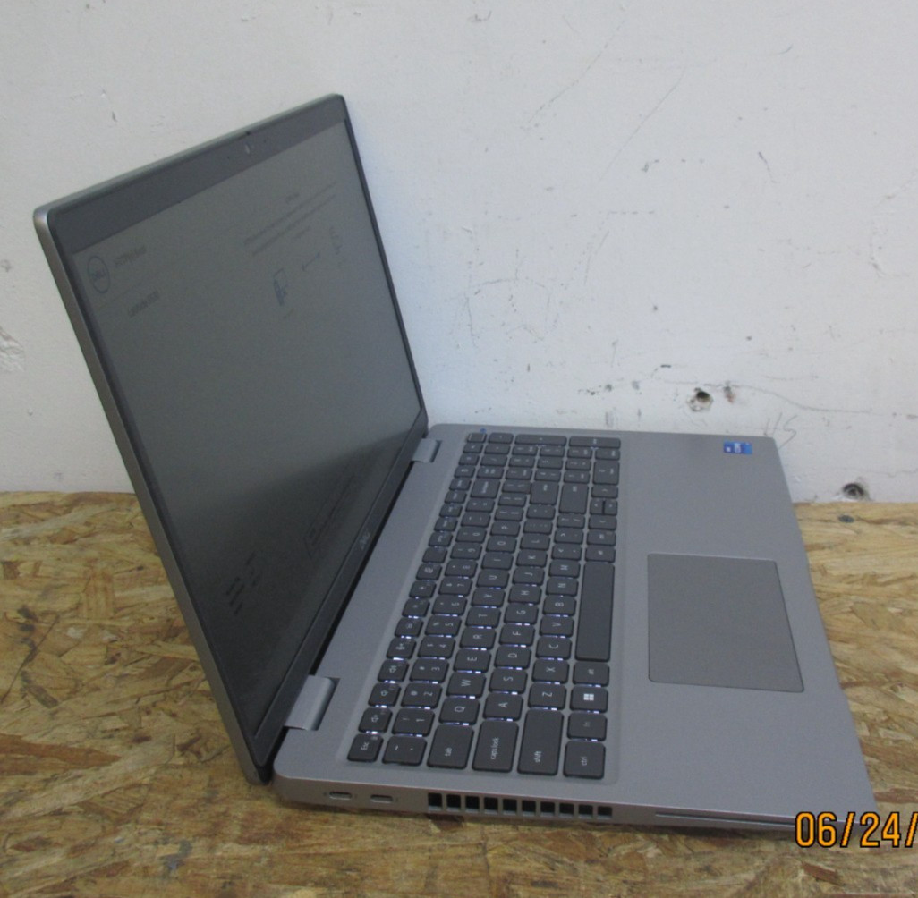 Dell Latitude 5530 15.6» i7-1255U @ 1.78GHz 16GB RAM 512GB SSD W11P Laptop.