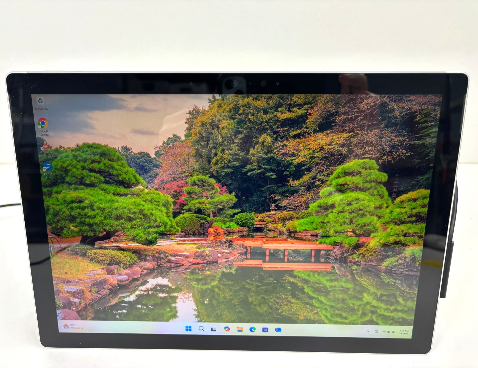Microsoft Surface Pro 7 12.3» Tablet 128SSD i5-1035G5 8GB RAM Screen Half Dark