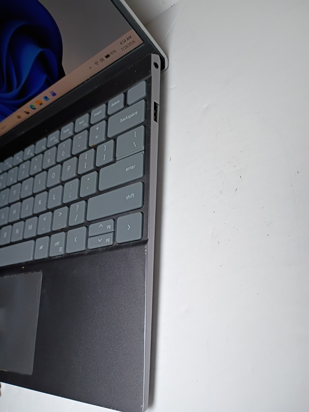 Dell Inspiron 13 5310 i5-11320H 16GB 128GB NVMe SSD 13.3″ Win 11 OEM 65W Charger