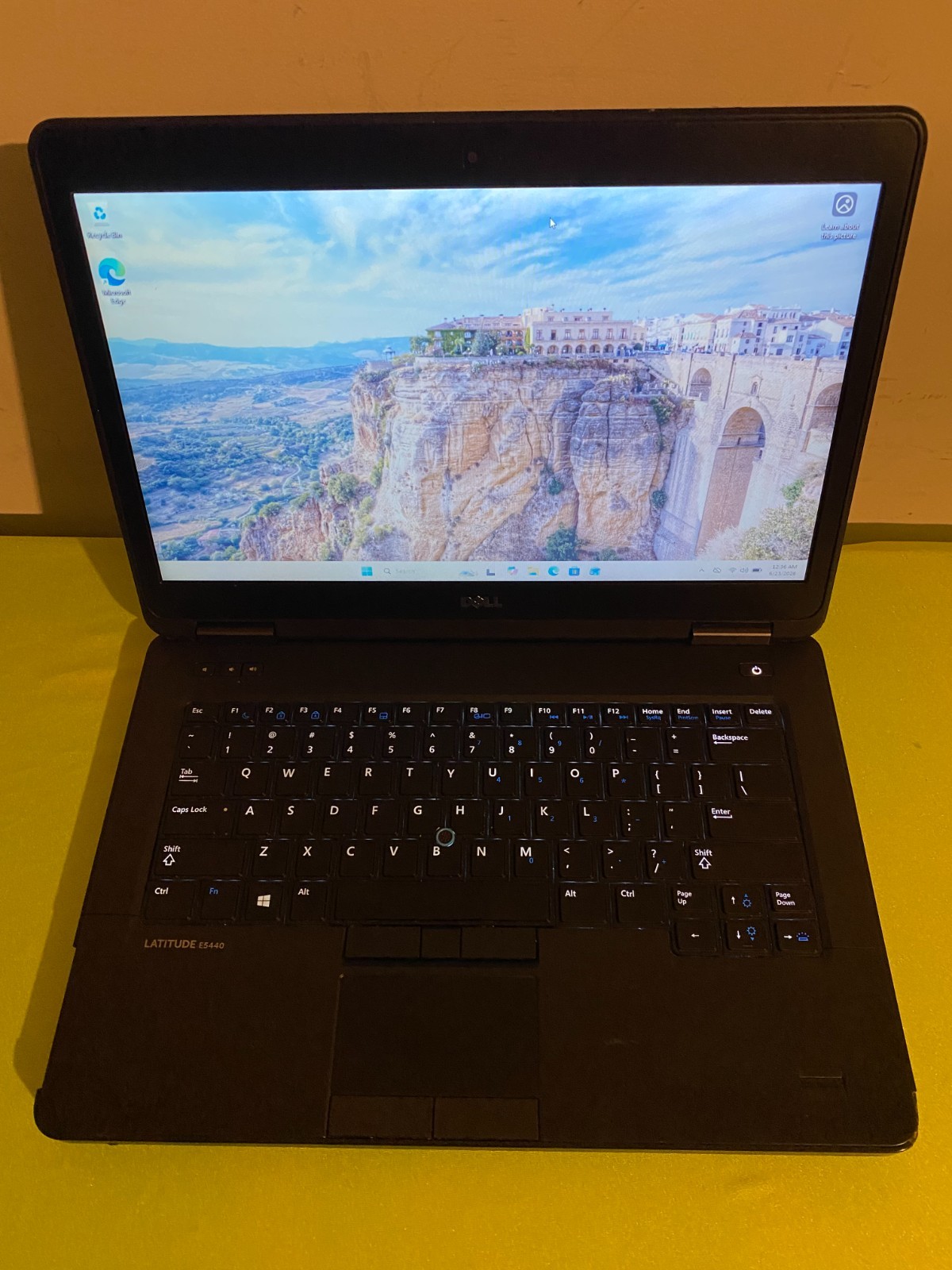 Dell Latitude E6540 14» i5-4300m 2.90ggz 8GB RAM,256gb SSD Win 11 Dvd Hdmi